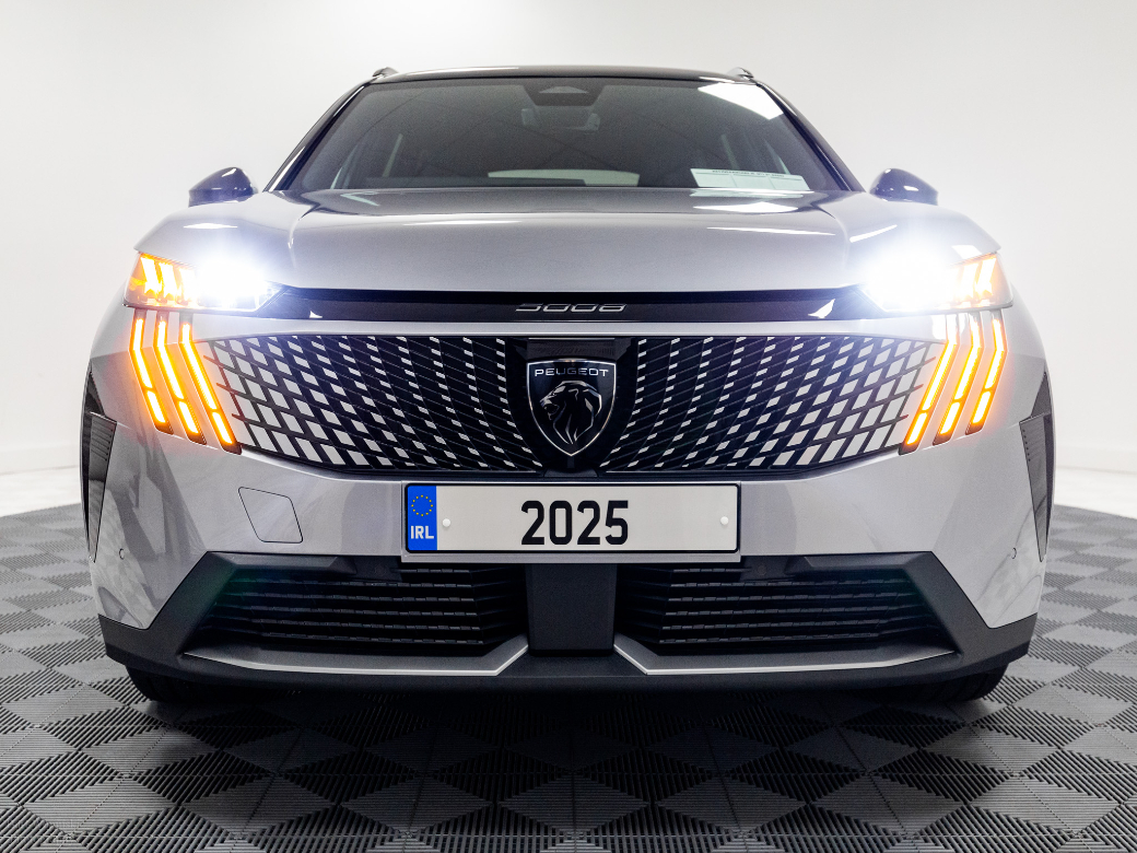 2025 Peugeot 5008