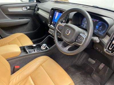 2021 Volvo XC40