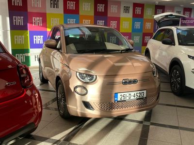 2025 Fiat 500e