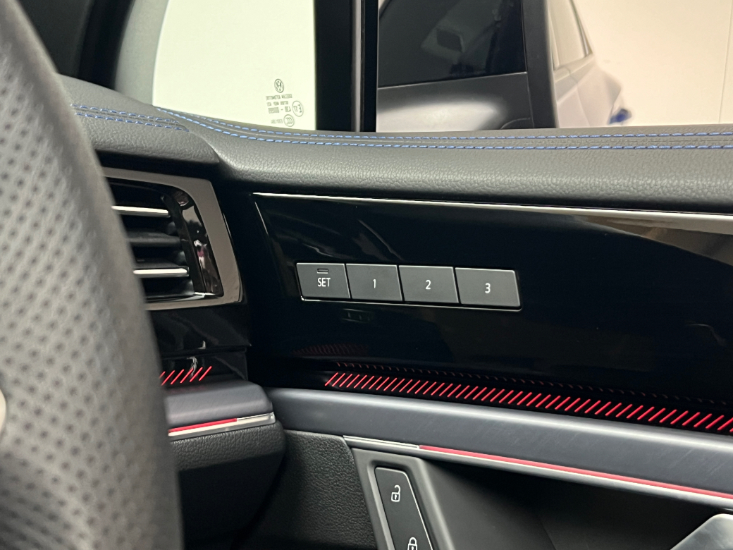 2025 Volkswagen Touareg