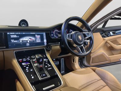 2018 Porsche Panamera