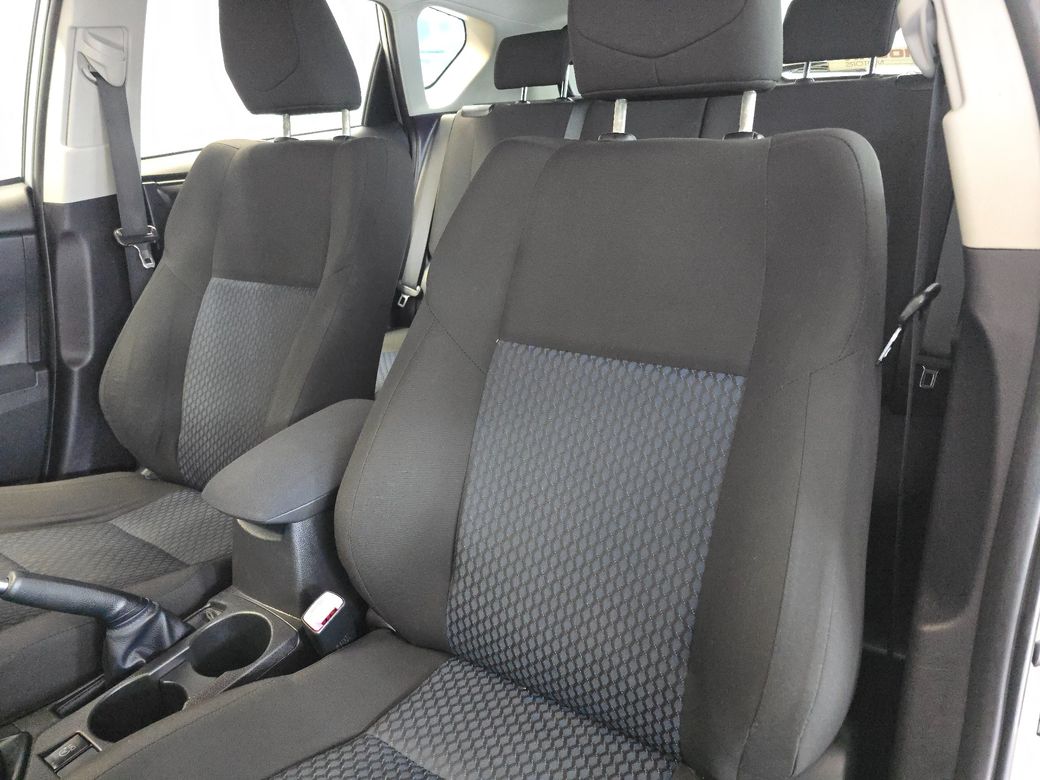 2014 Toyota Auris