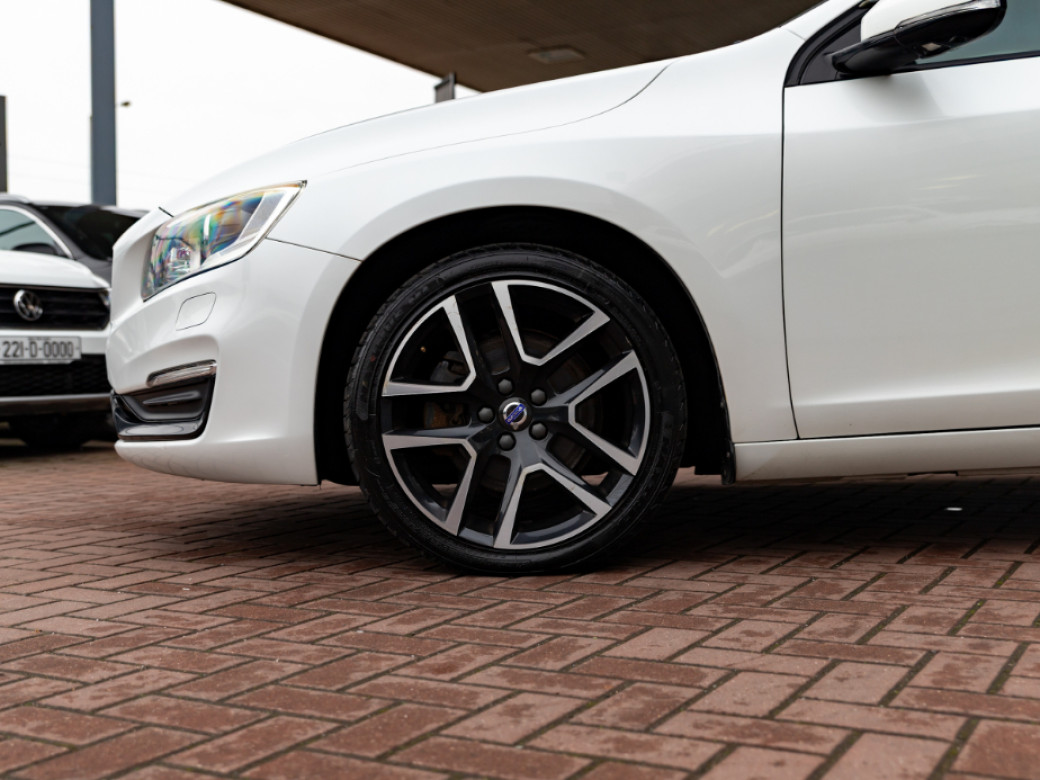2017 Volvo V60