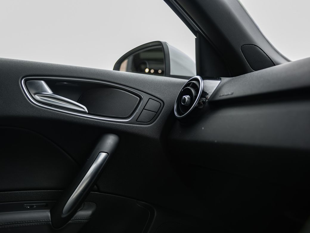 2017 Audi A1