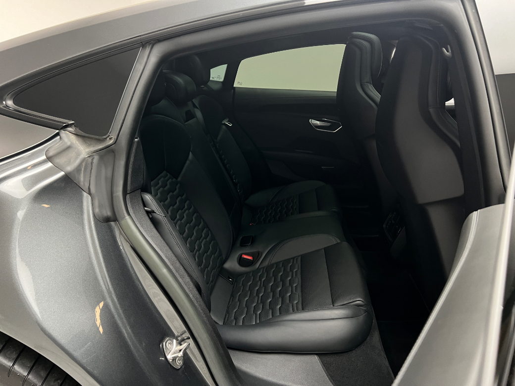 2023 Audi e-tron GT