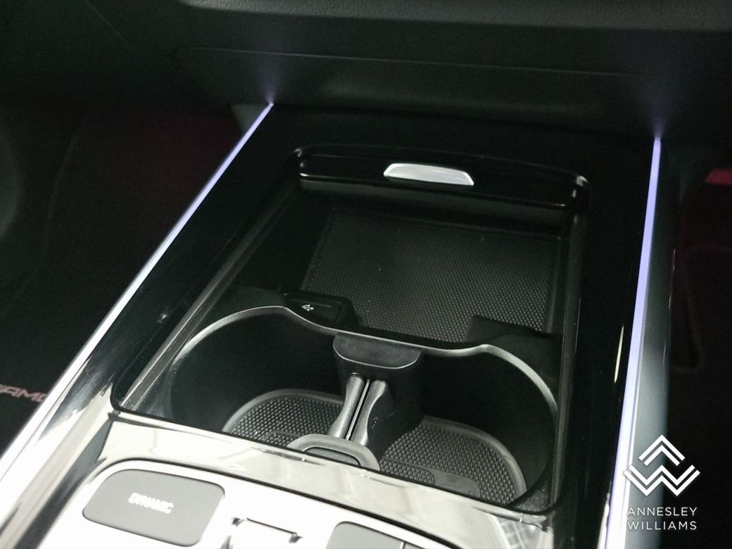 2025 Mercedes-Benz EQA