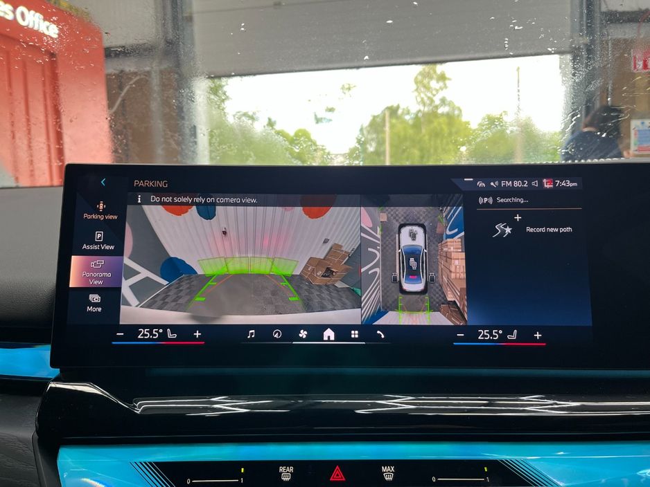 2023 BMW i5
