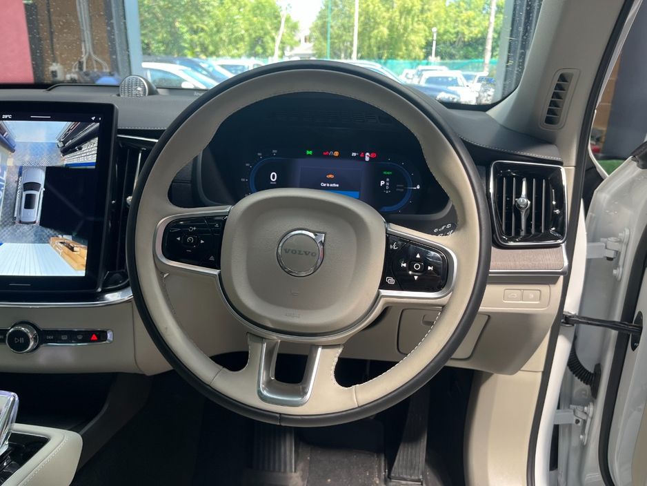 2025 Volvo XC90