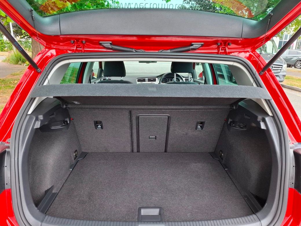 2016 Volkswagen Golf