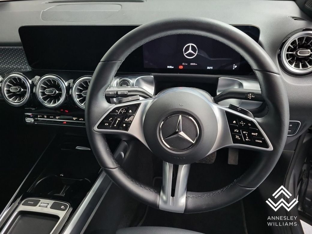 2025 Mercedes-Benz EQB