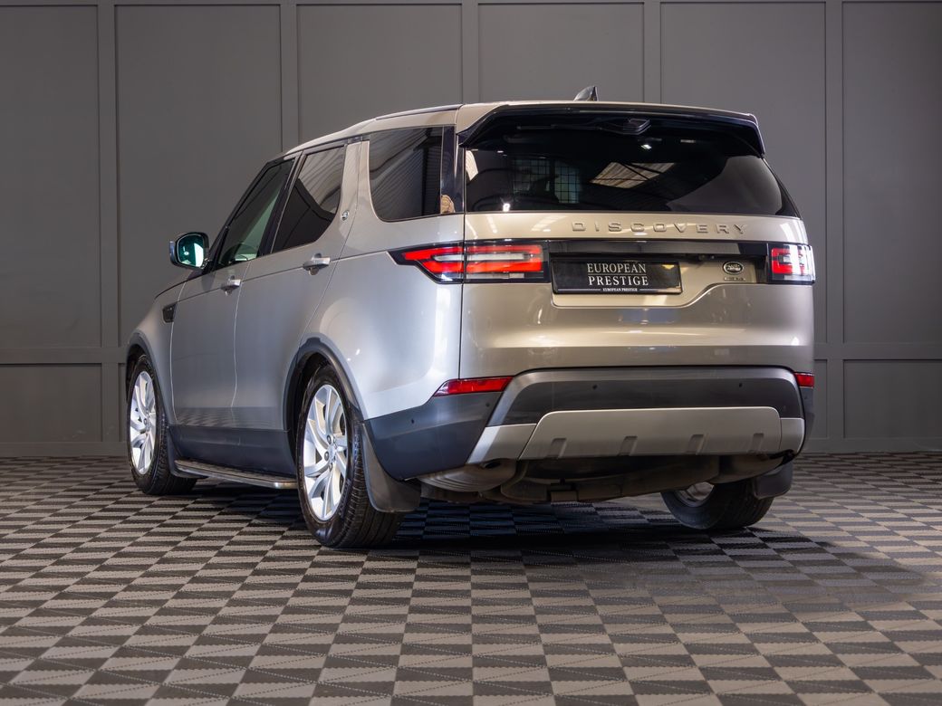 2020 Land Rover Discovery