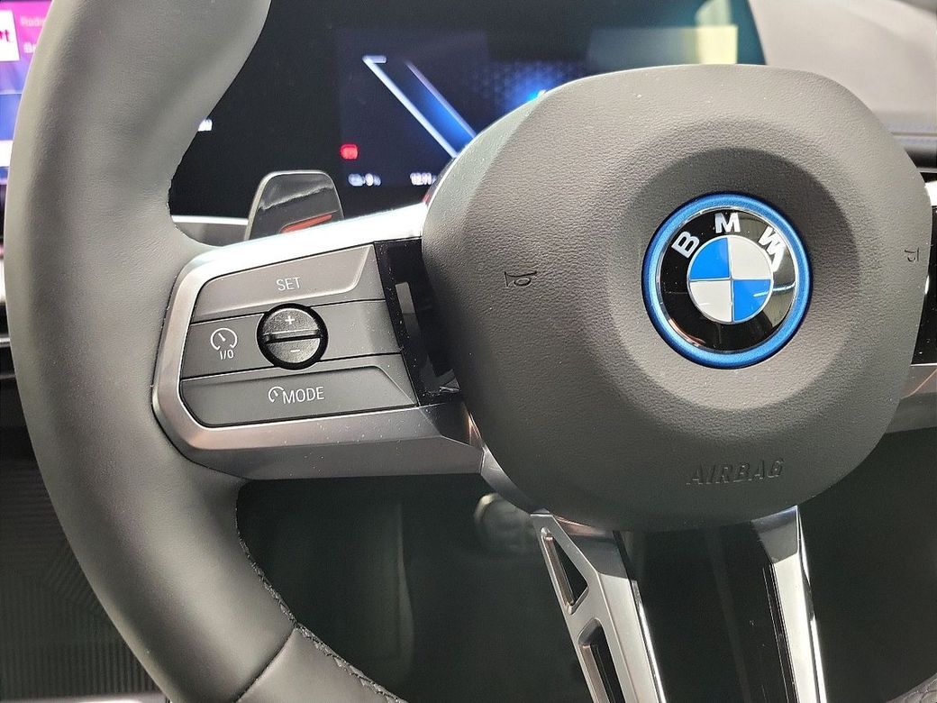 2025 BMW iX1