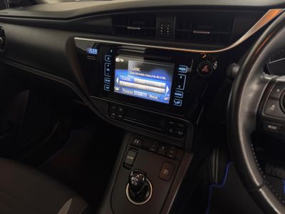 2016 Toyota Auris