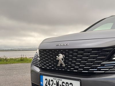 2024 Peugeot 5008