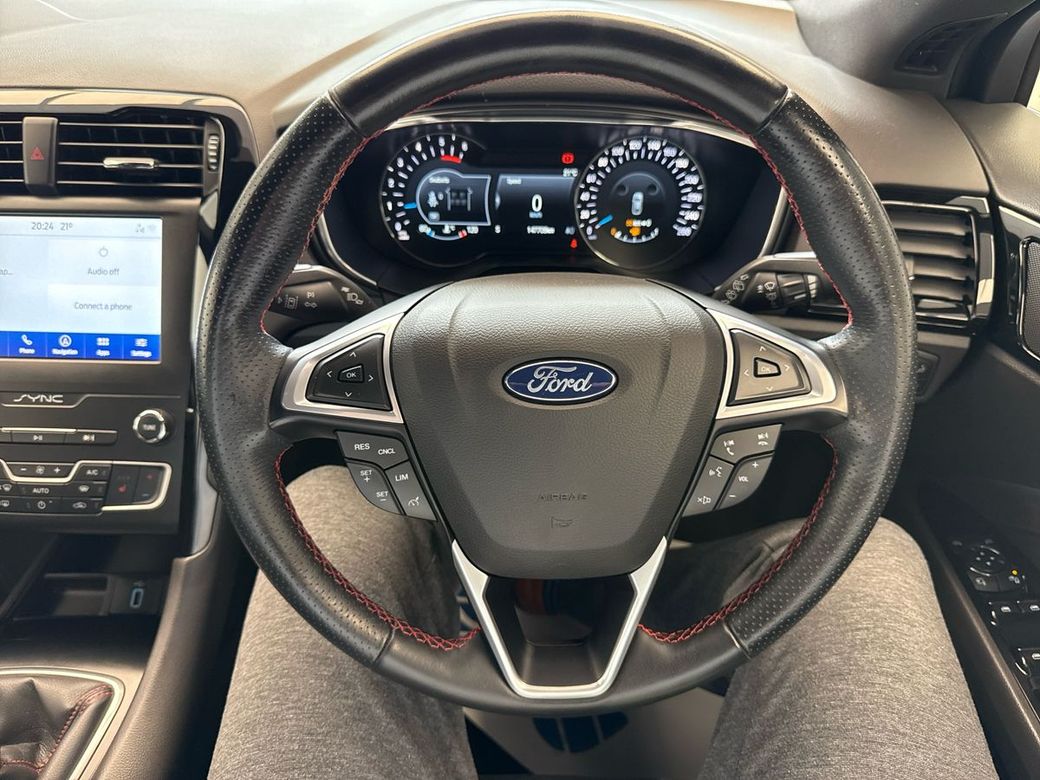2021 Ford Mondeo