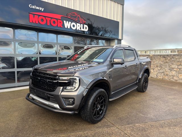 vehicle for sale from Motor World