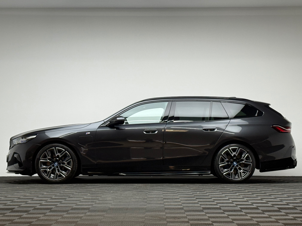 2025 BMW 5 Series