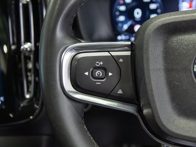 2022 Volvo XC40