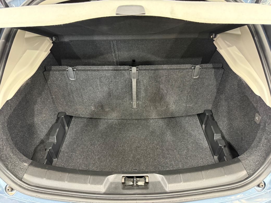 2014 Volvo V40