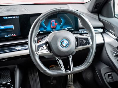 2024 BMW i5