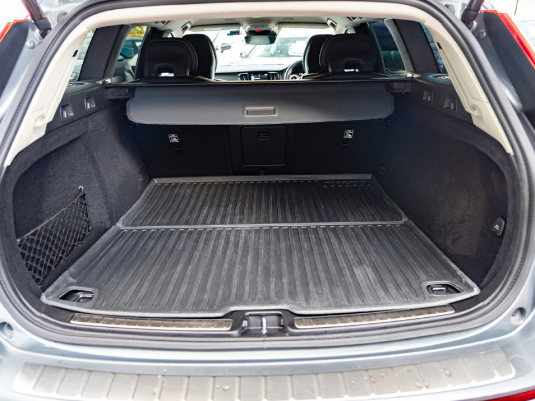 2021 Volvo V60