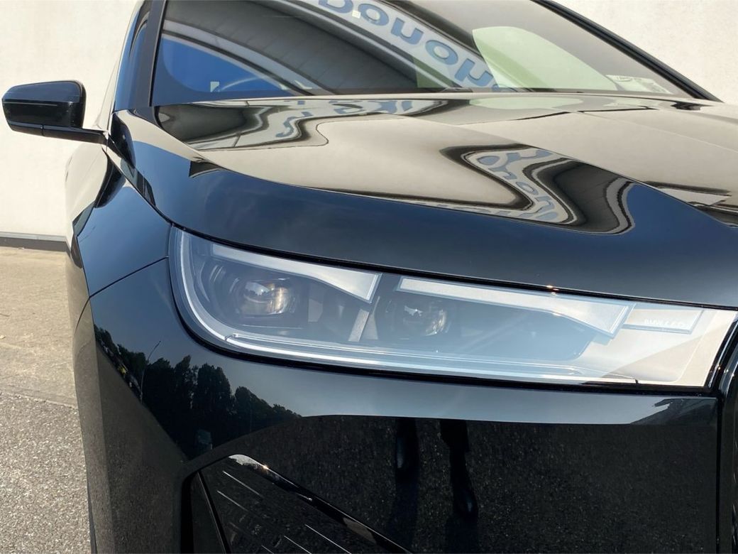2024 BMW iX