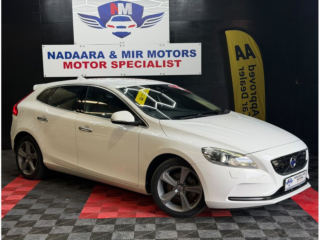2015 Volvo V40