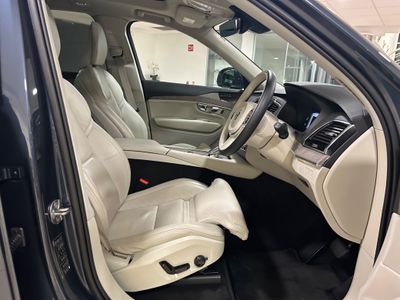 2023 Volvo XC90