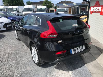 2018 Volvo V40