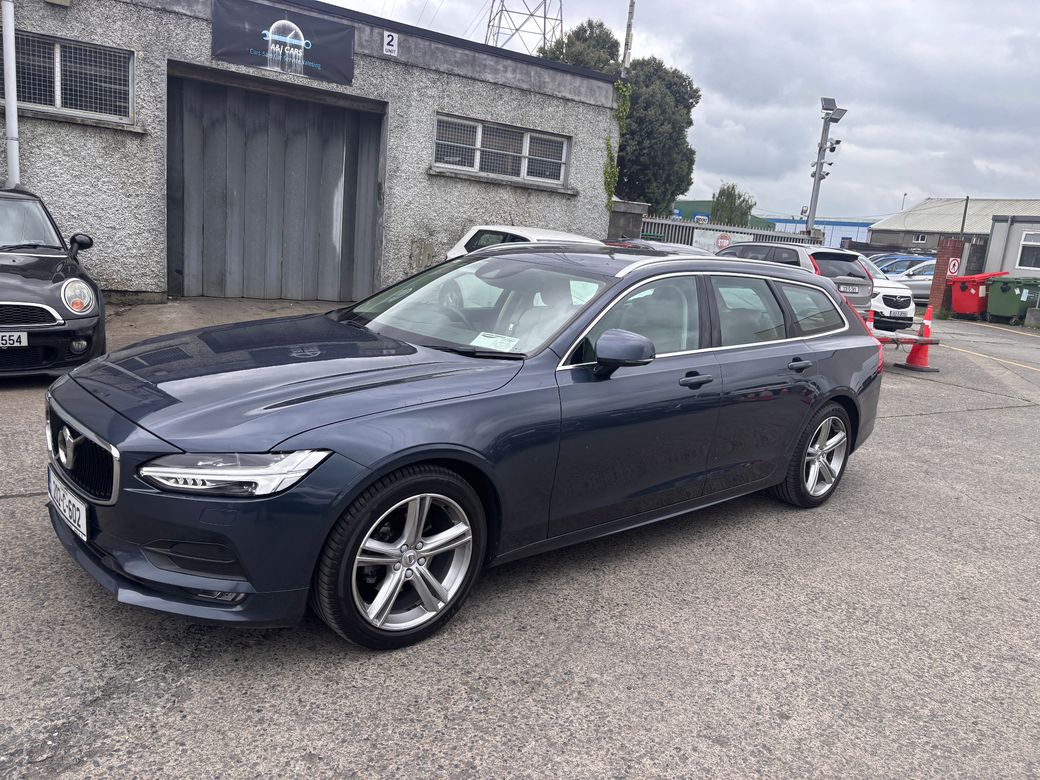 2020 Volvo V90