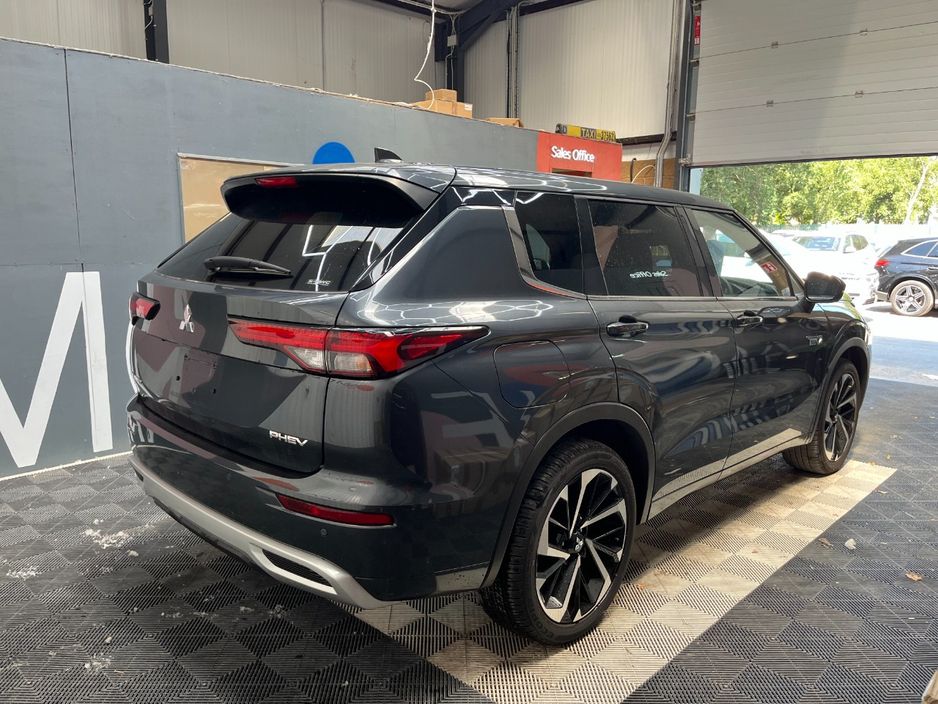 2024 Mitsubishi Outlander