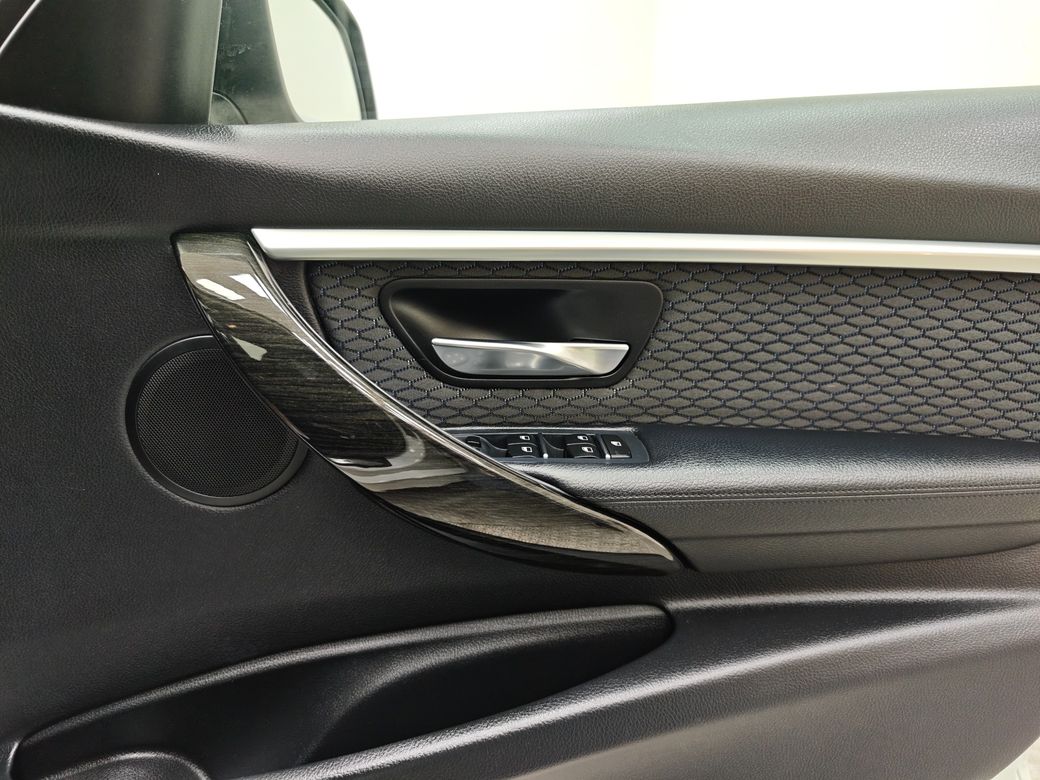 2018 BMW 3 Series