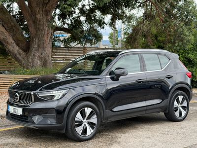 2023 Volvo XC40