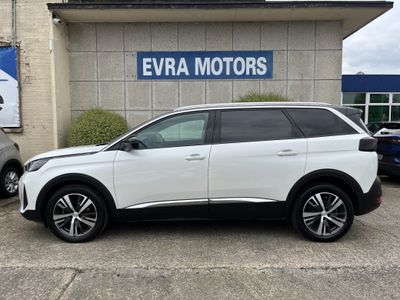 2023 Peugeot 5008