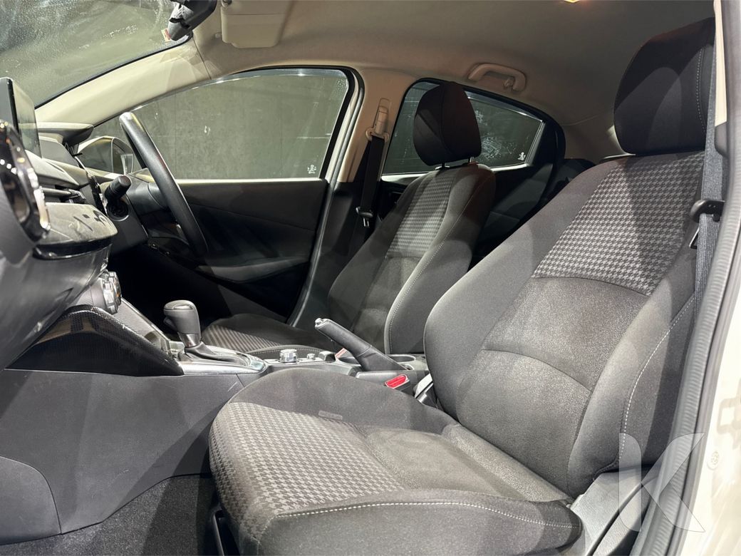 2017 Mazda Demio