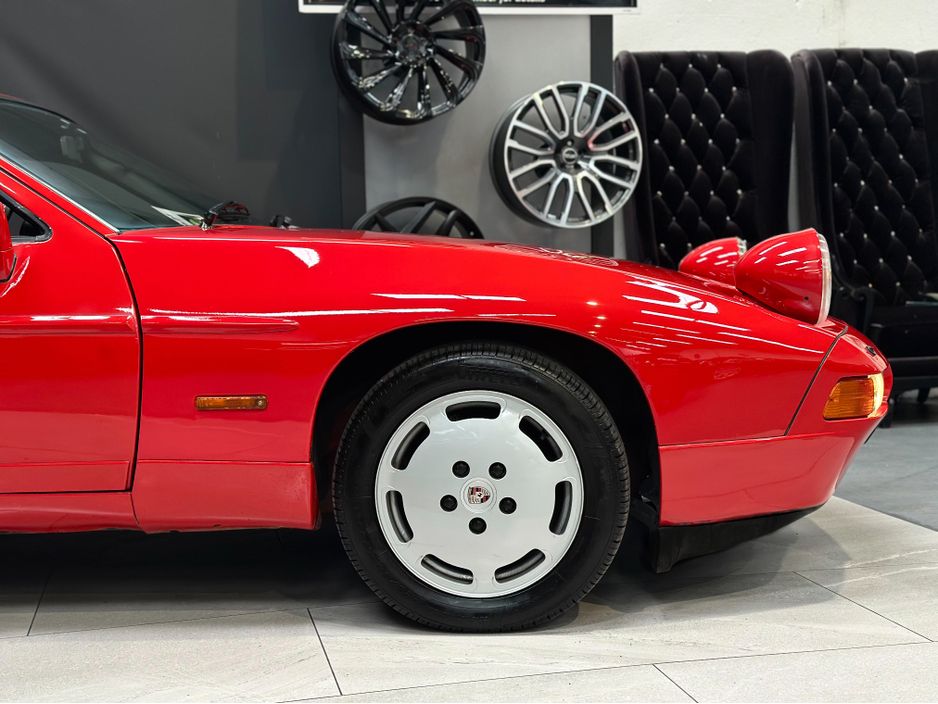 1989 Porsche 928