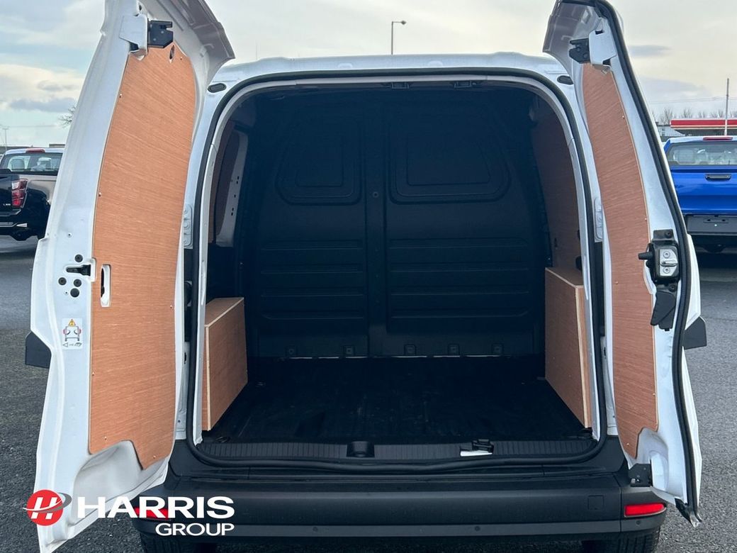 2025 White Mercedes-Benz Citan