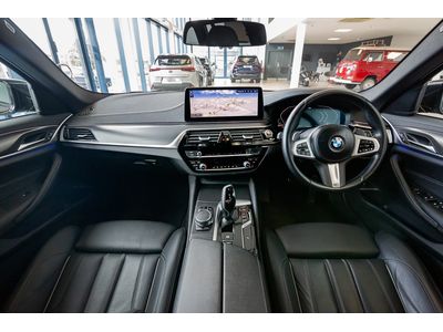 2022 BMW 5 Series
