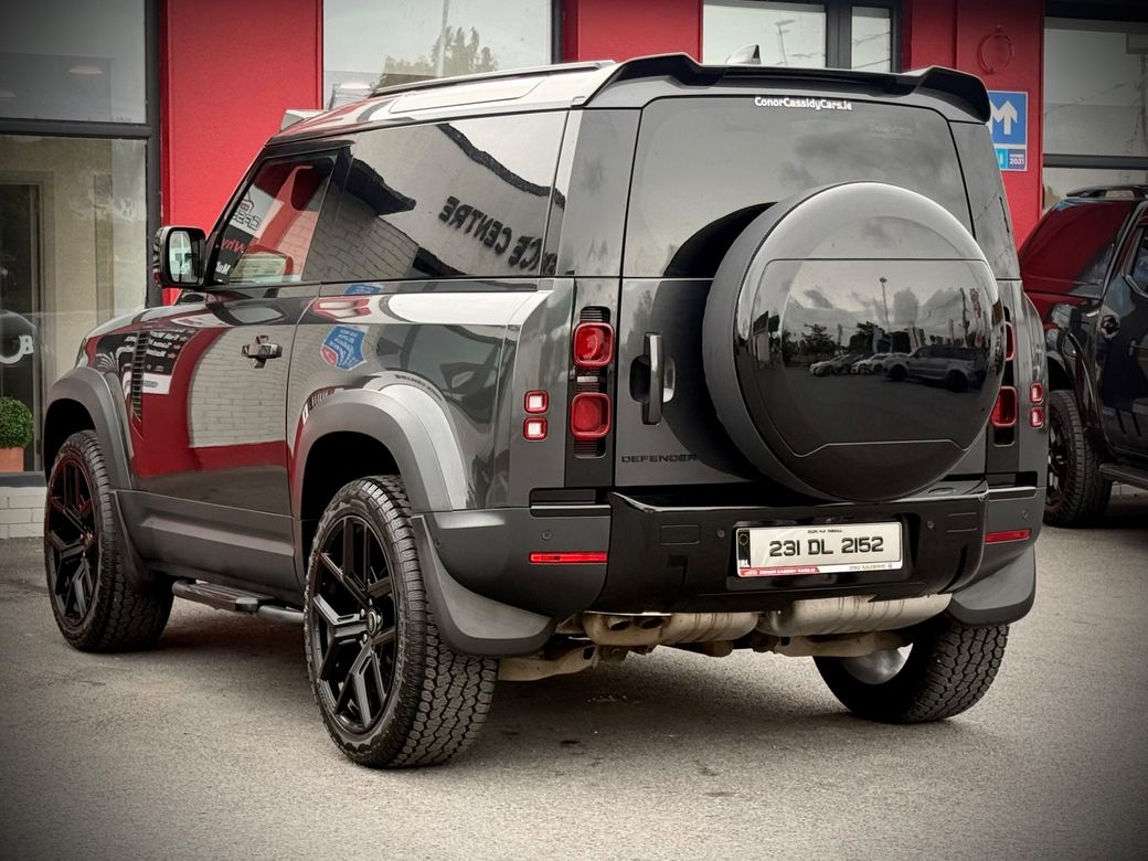 2023 Land Rover Defender
