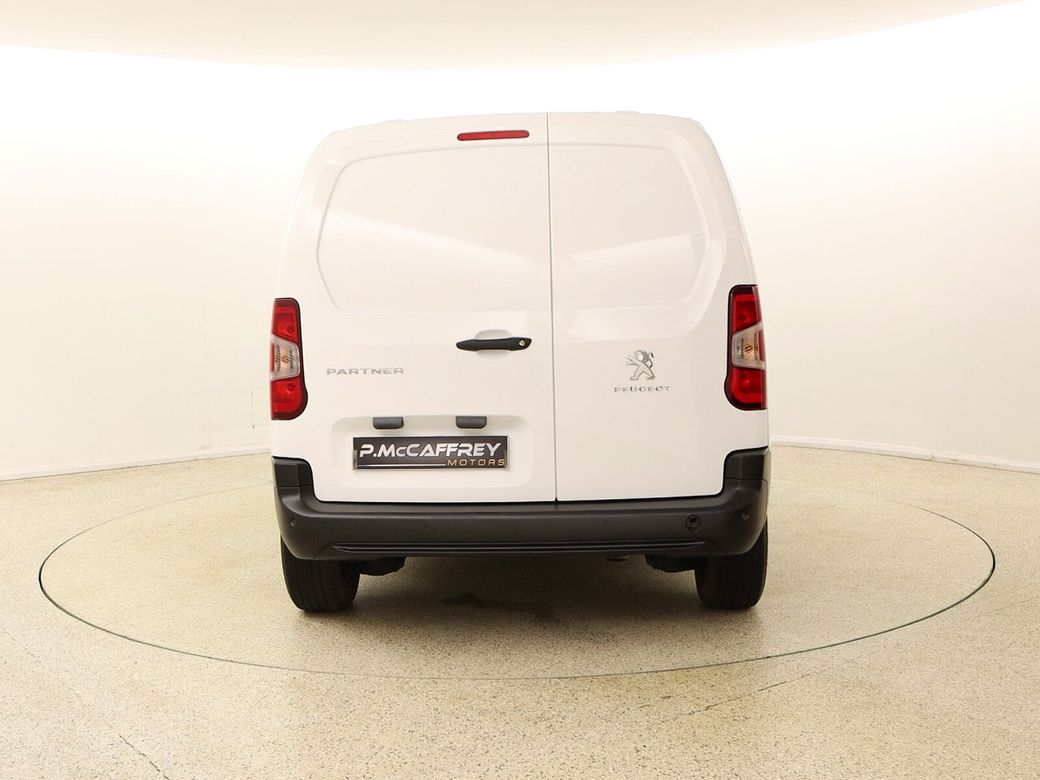 2021 Peugeot Partner