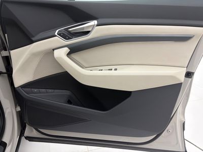 2024 Audi Q8 e-tron