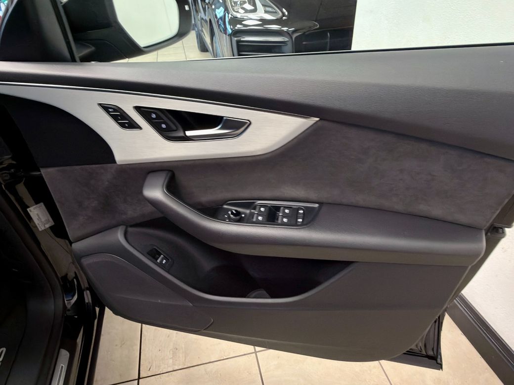 2020 Audi Q8