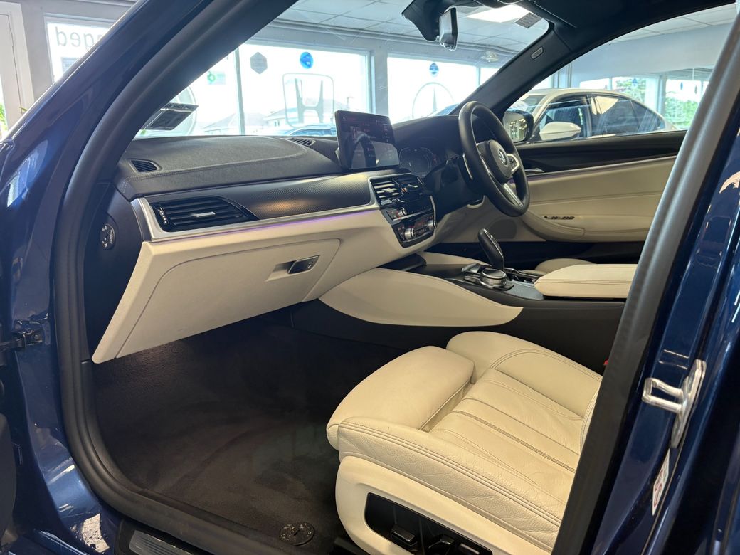 2021 BMW 5 Series