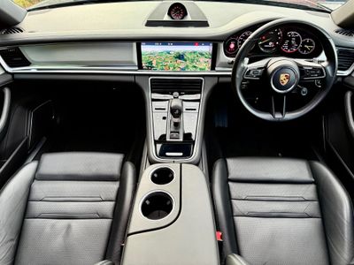 2021 Porsche Panamera