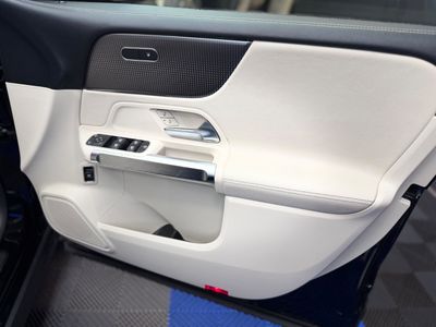 2022 Mercedes-Benz GLB Class