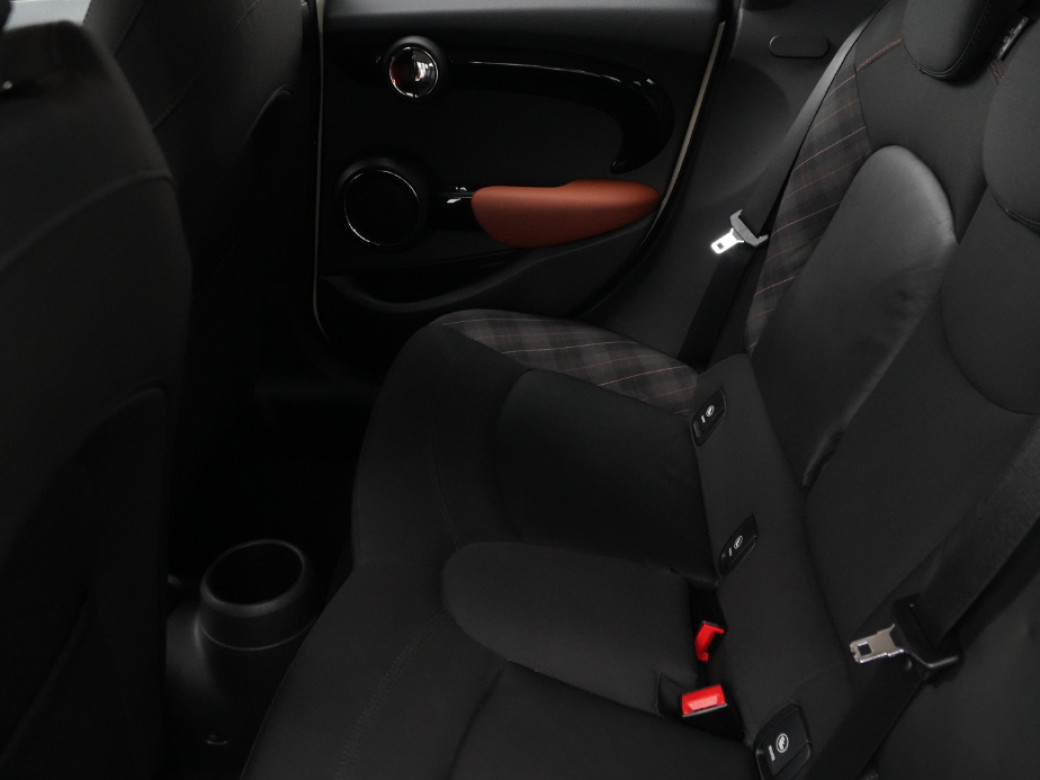 2016 Mini Cooper D