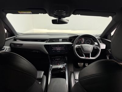2024 Audi Q8 e-tron