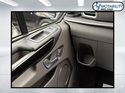 2020 Ford Tourneo