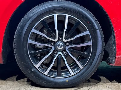 2020 Volvo V40