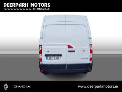 2022 Renault Master